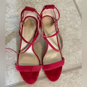 MICHAEL KORS HEELS SIZE 8